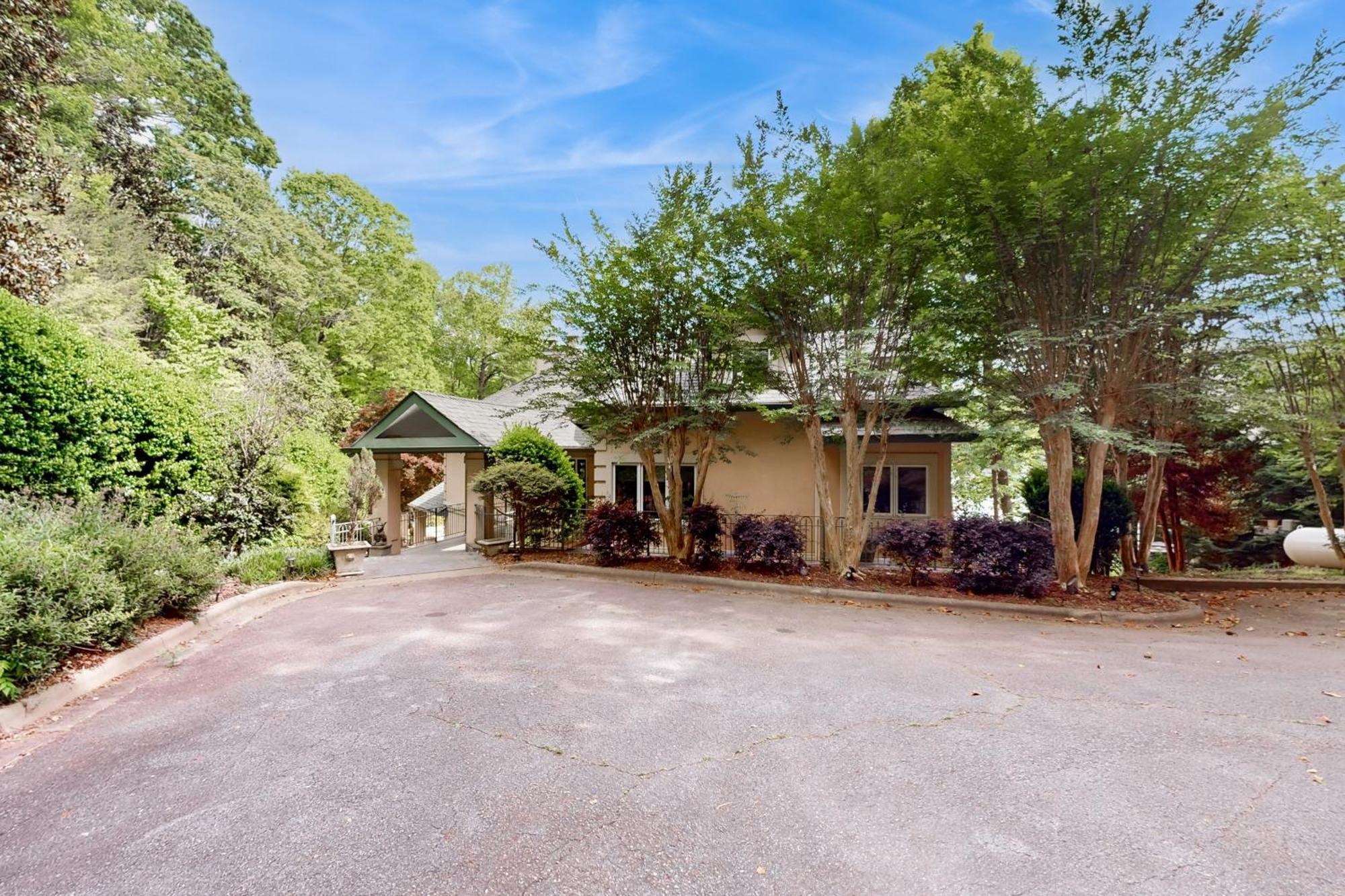 Villa Rosa Lake Lure Exterior photo